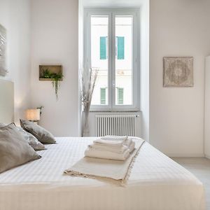 White Ostilia B&B